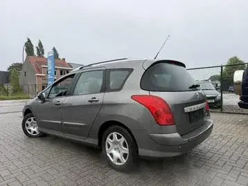 Peugeot 308 2008 photo 3