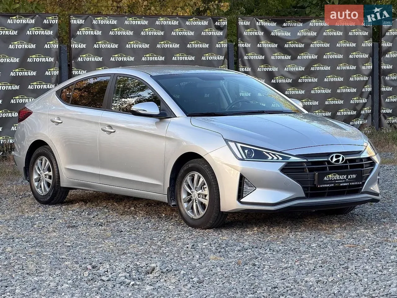Hyundai Elantra 2019 photo 3