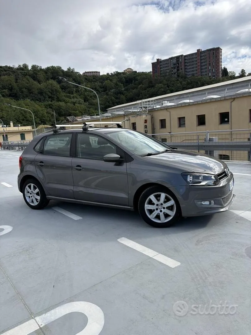 Volkswagen Polo 2010 photo 4