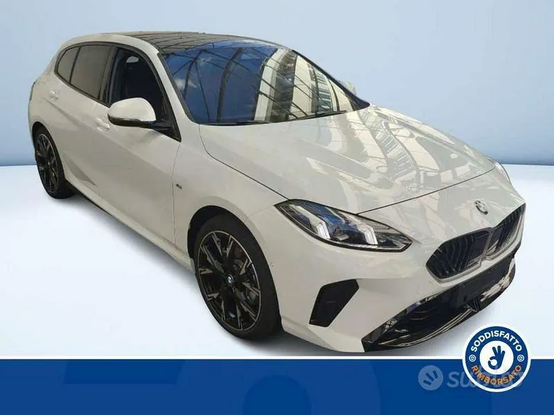 BMW 1 Series 2025 photo 4