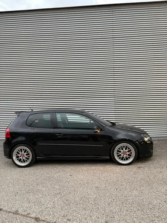 Volkswagen Golf 5 2007 photo 2