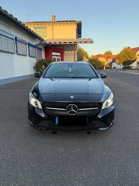 Mercedes-Benz Cla 180 Shooting Brake