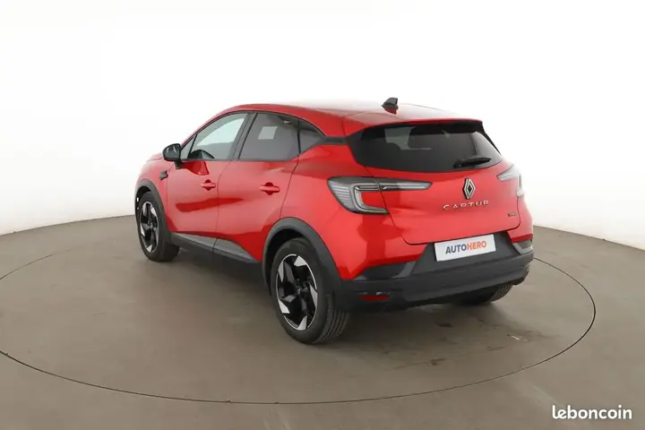 Renault Captur 2024 photo 2