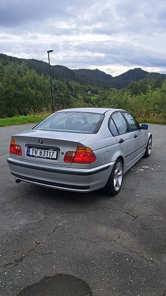 BMW 316I 1999 photo 3