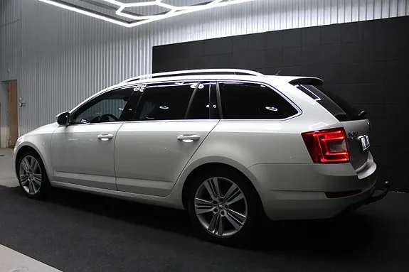 Skoda Octavia 2015 photo 4