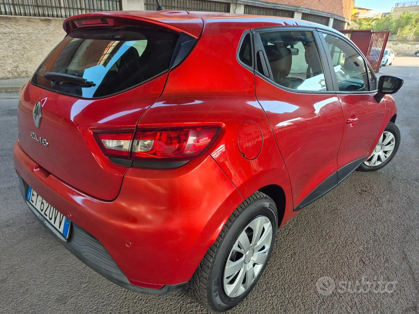 Renault Clio 2015 photo 4