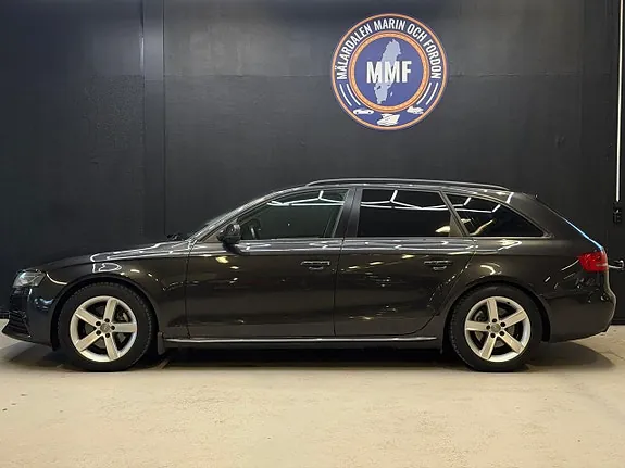 Audi A4 2010 photo 4