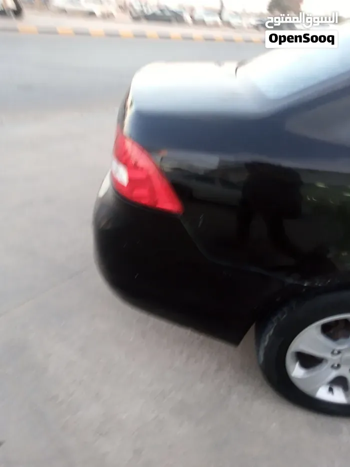 Kia Lotze 2009 photo 3