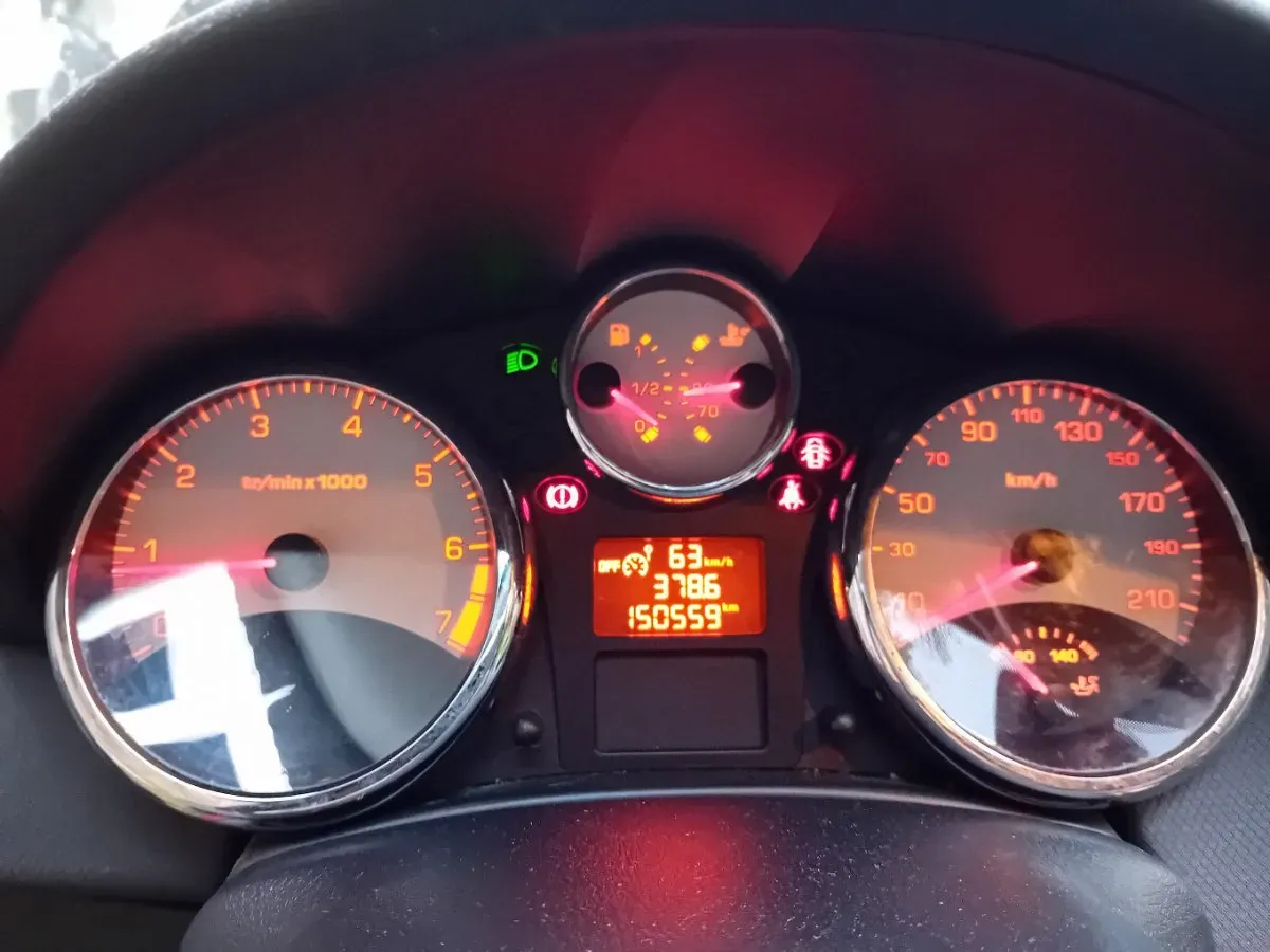 Peugeot 207 2009 photo 3