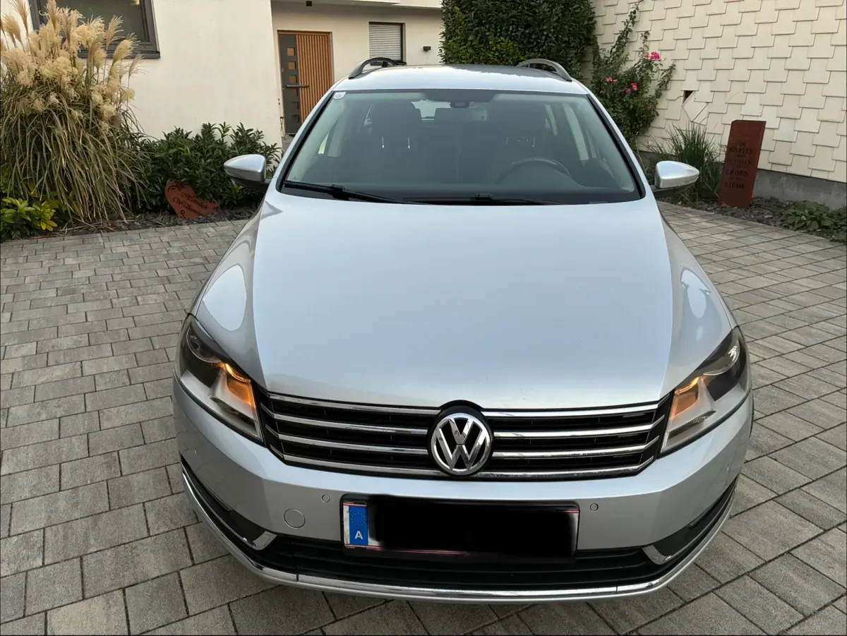 Volkswagen Passat 2013 photo 3