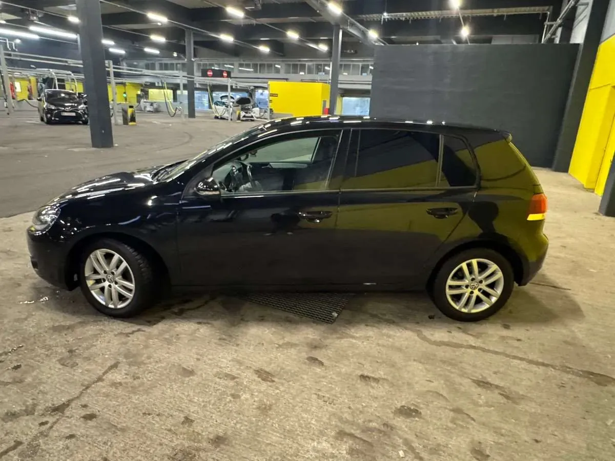 Volkswagen Golf 2009 photo 3