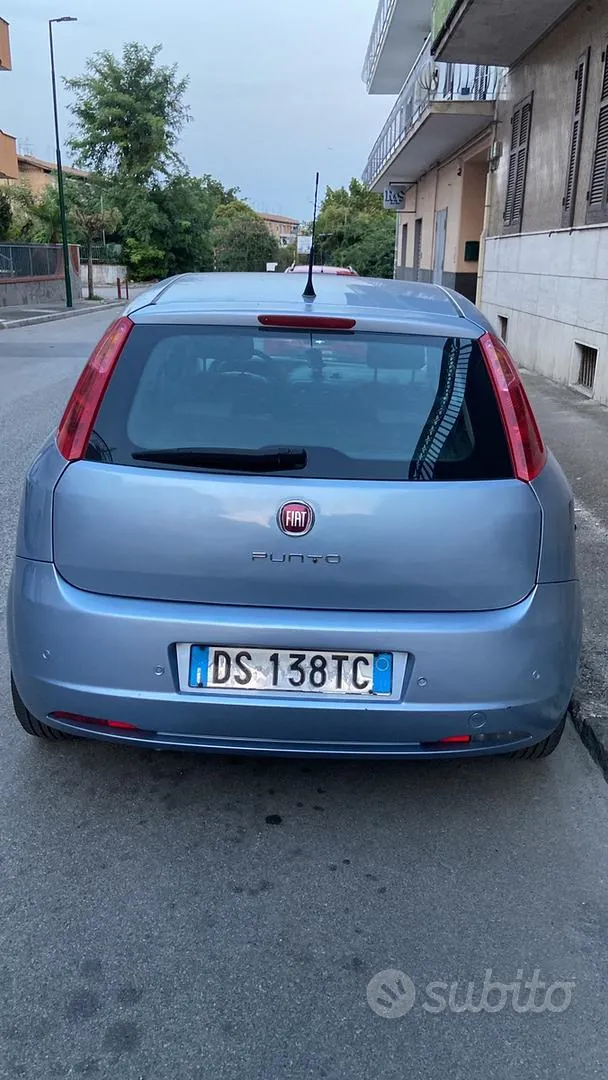Fiat Grande Punto 2008 photo 3