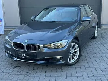 BMW 320I