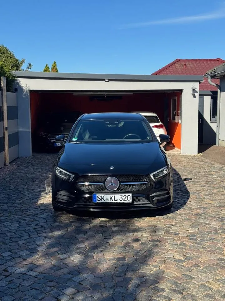 Mercedes-Benz A 250E