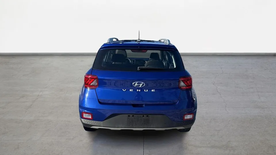 Hyundai Venue 2023 photo 3