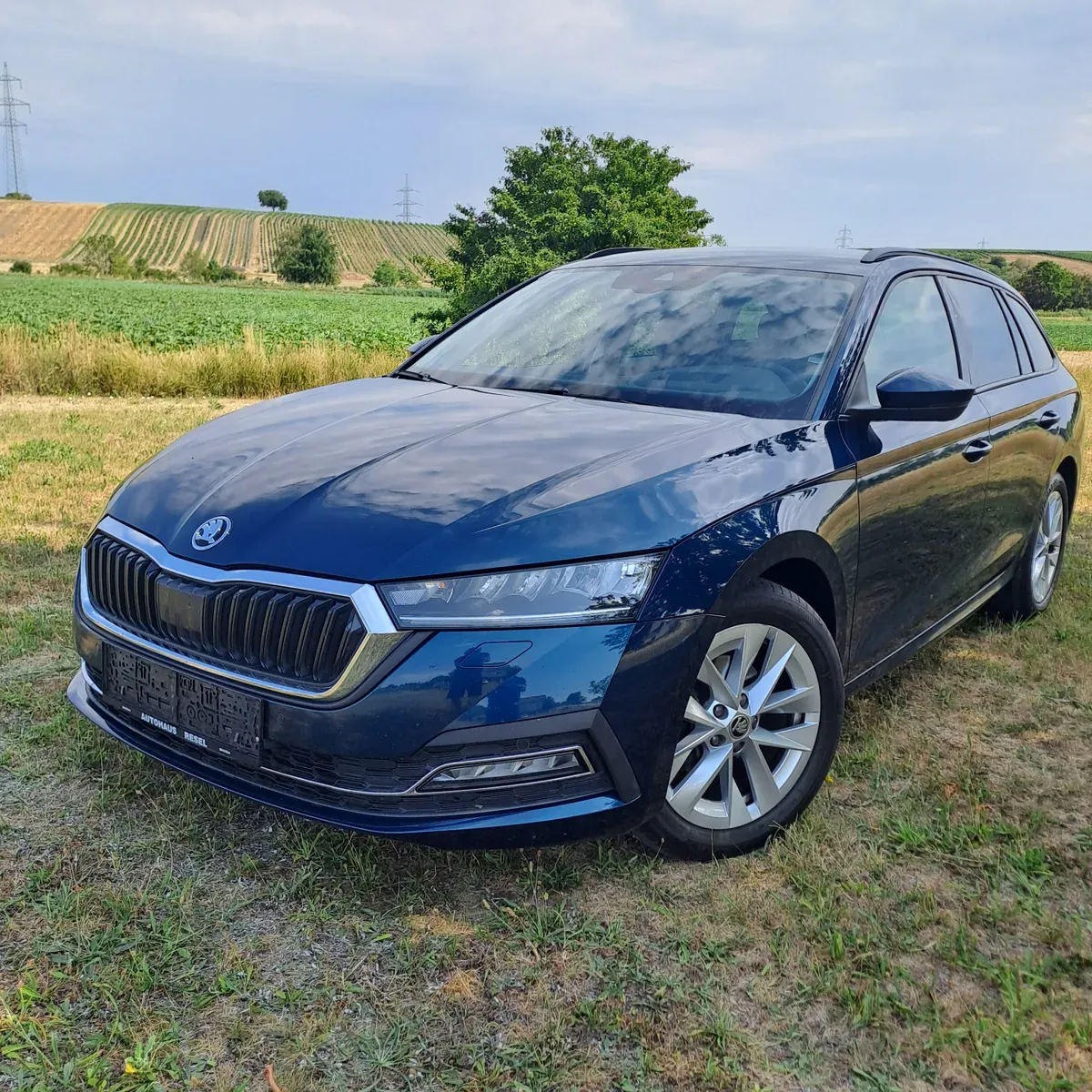 Skoda Octavia 2021 photo 2