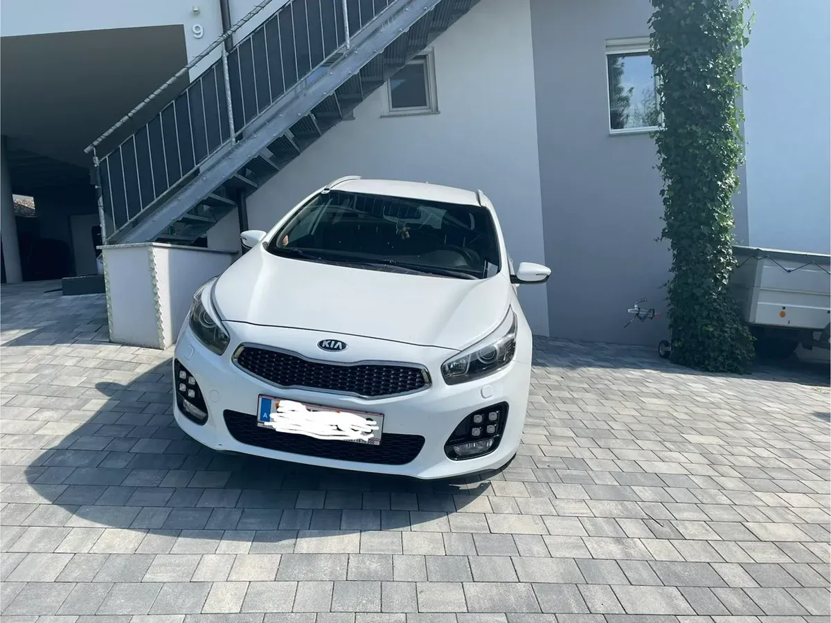 Kia Ceed 2018 photo 2