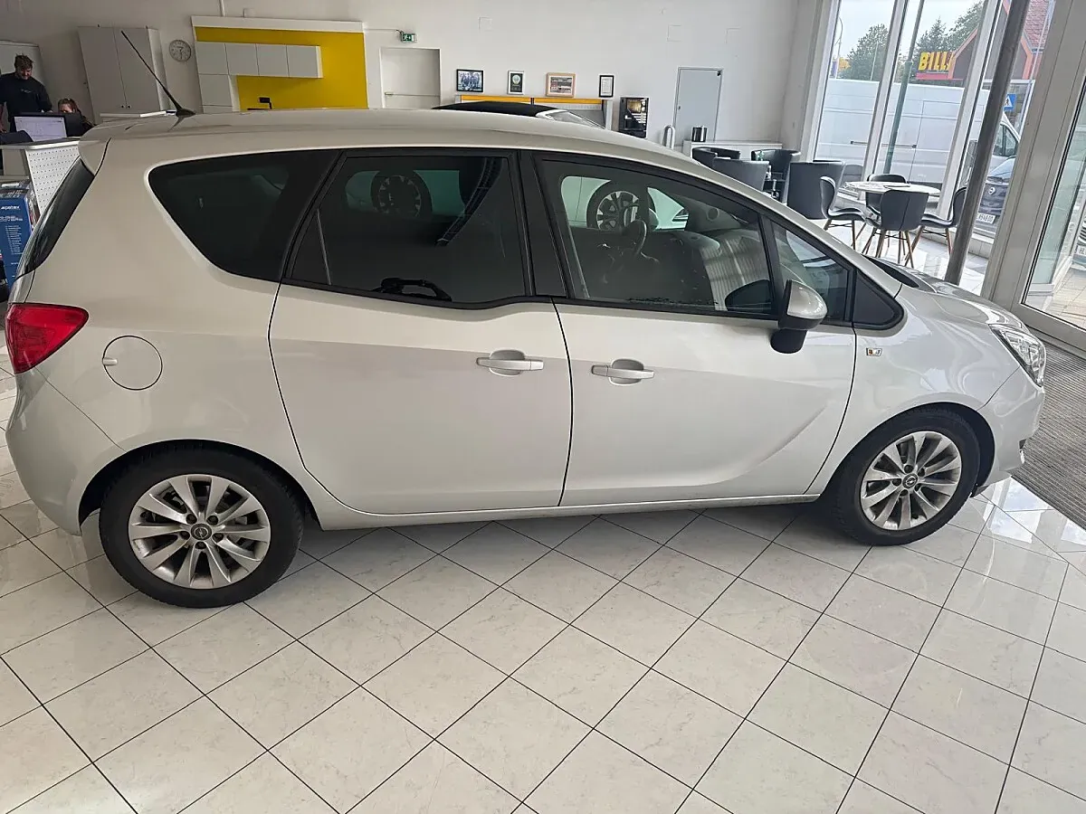 Opel Meriva 2016 photo 2
