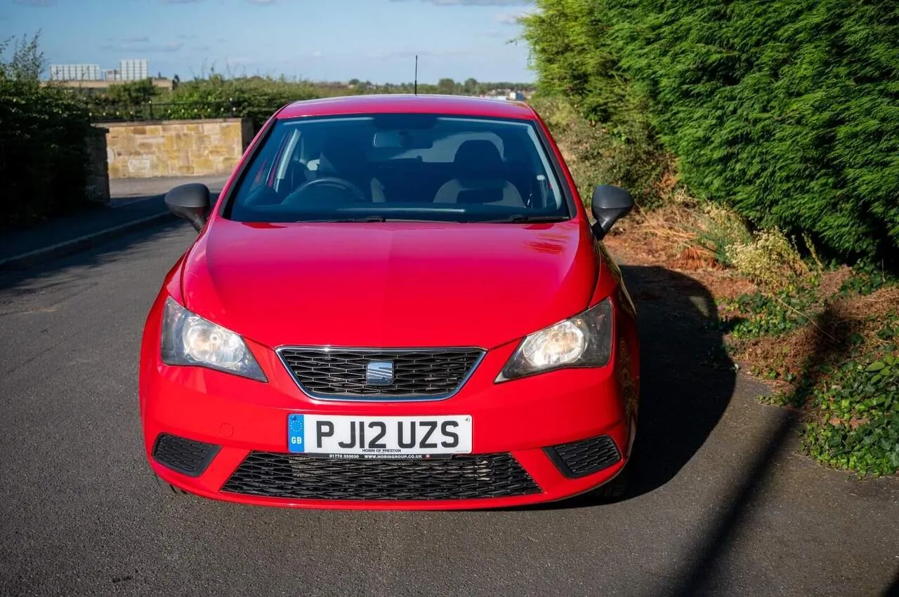 Seat Ibiza 2012 photo 2