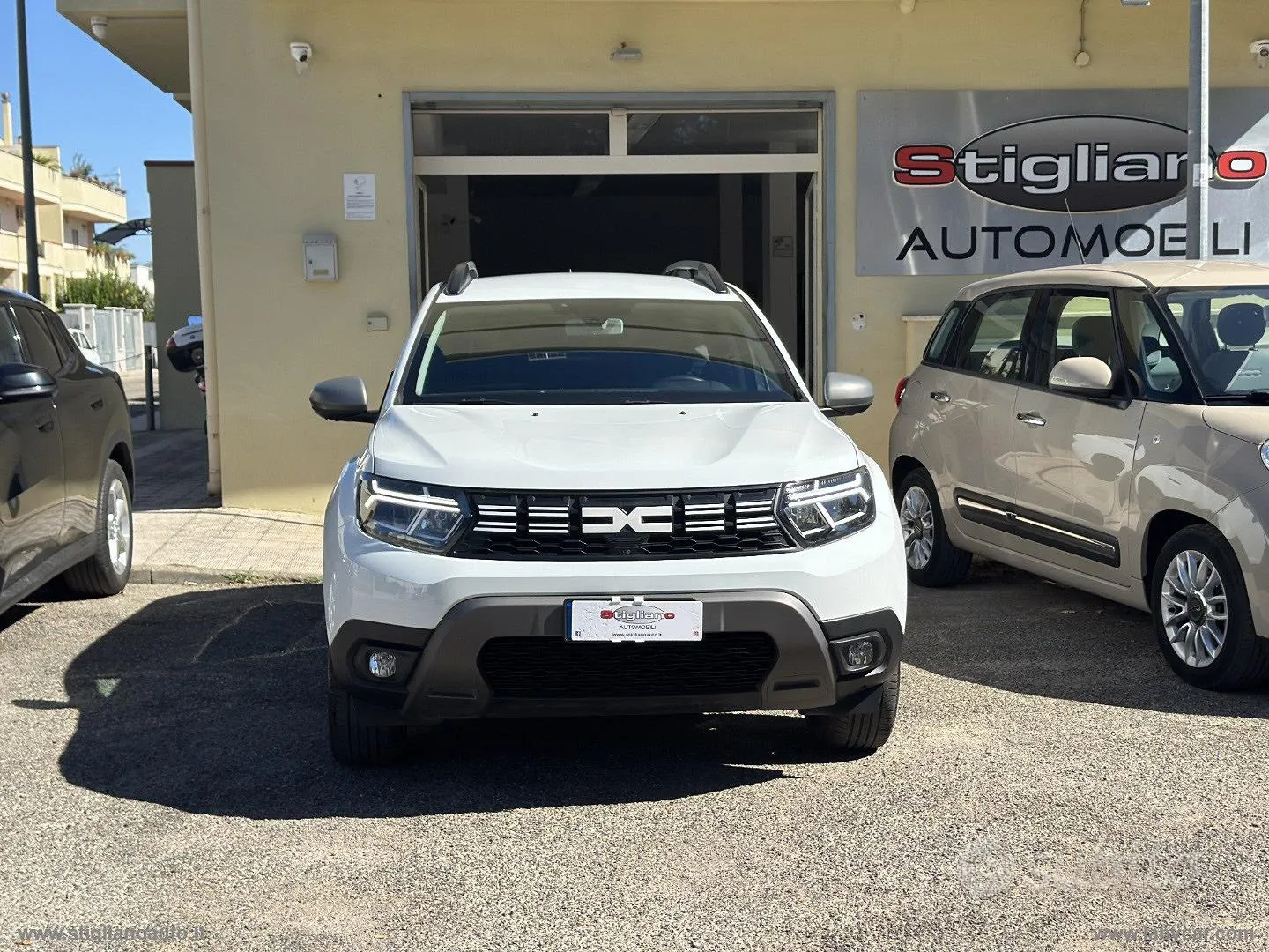 Dacia Duster 2024 photo 2
