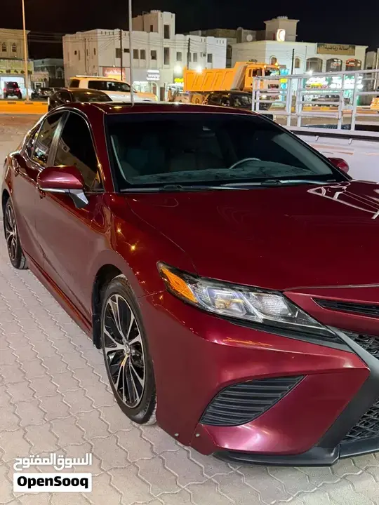 Toyota Camry 2018 photo 2