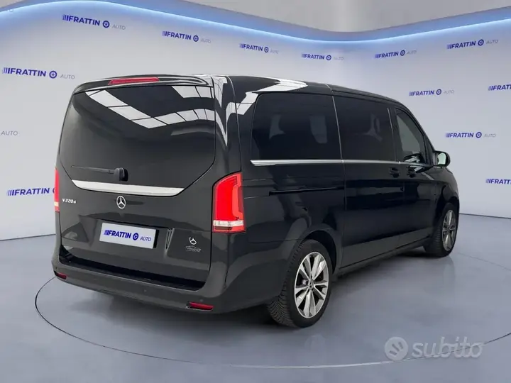 Mercedes-Benz V-Class 2022 photo 3