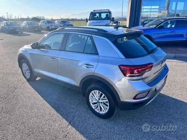 Volkswagen T-Roc 2024 photo 4