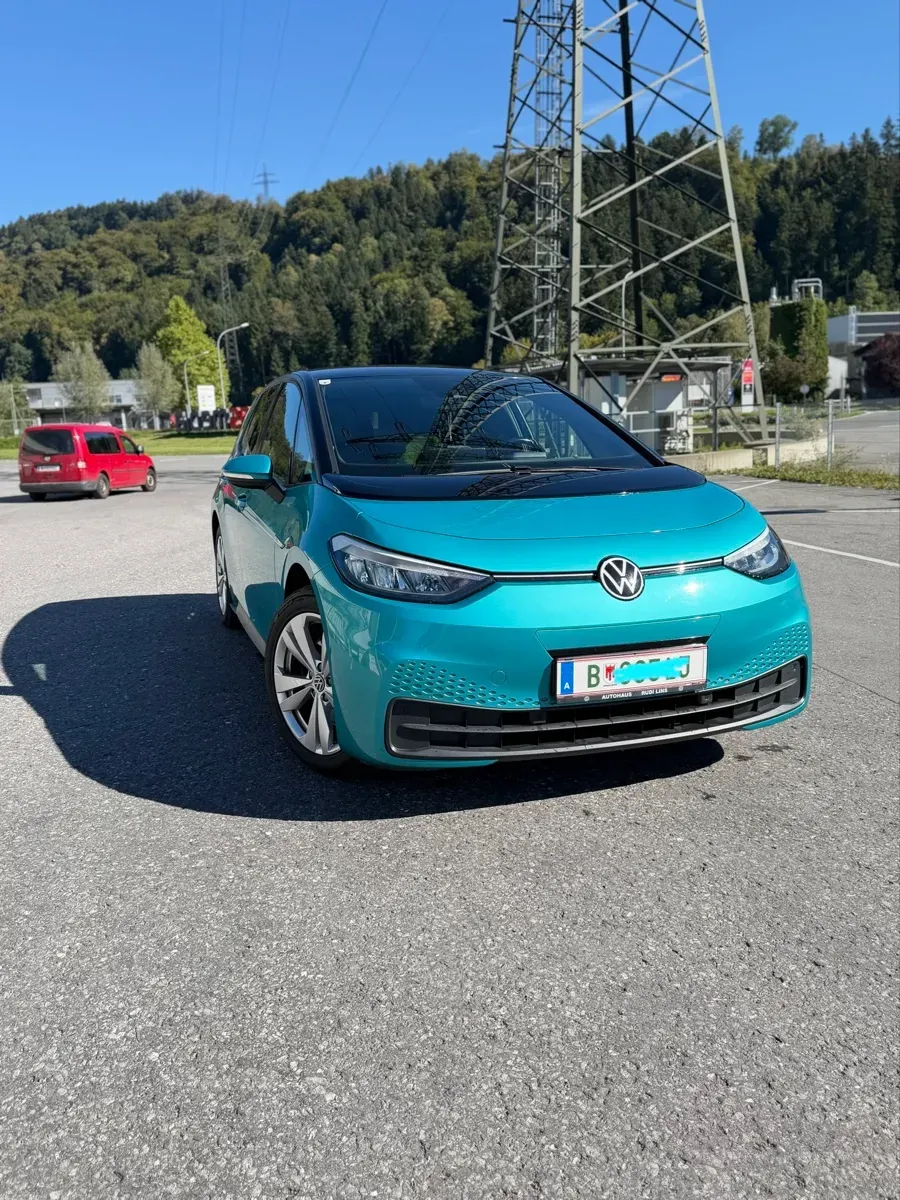 Volkswagen Id.3 2020 photo 2