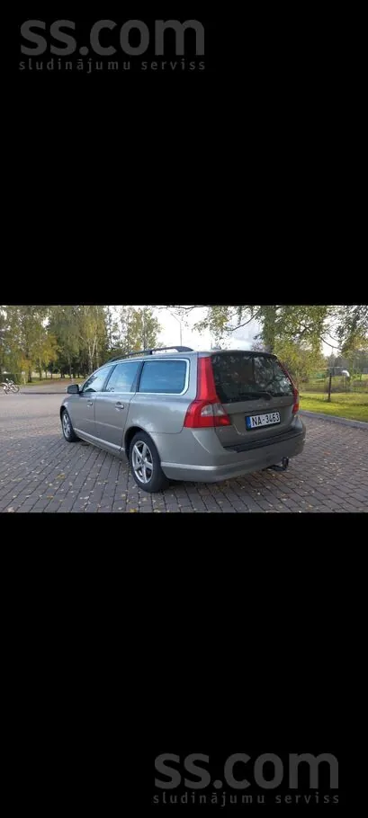 Volvo V70 2010 photo 5