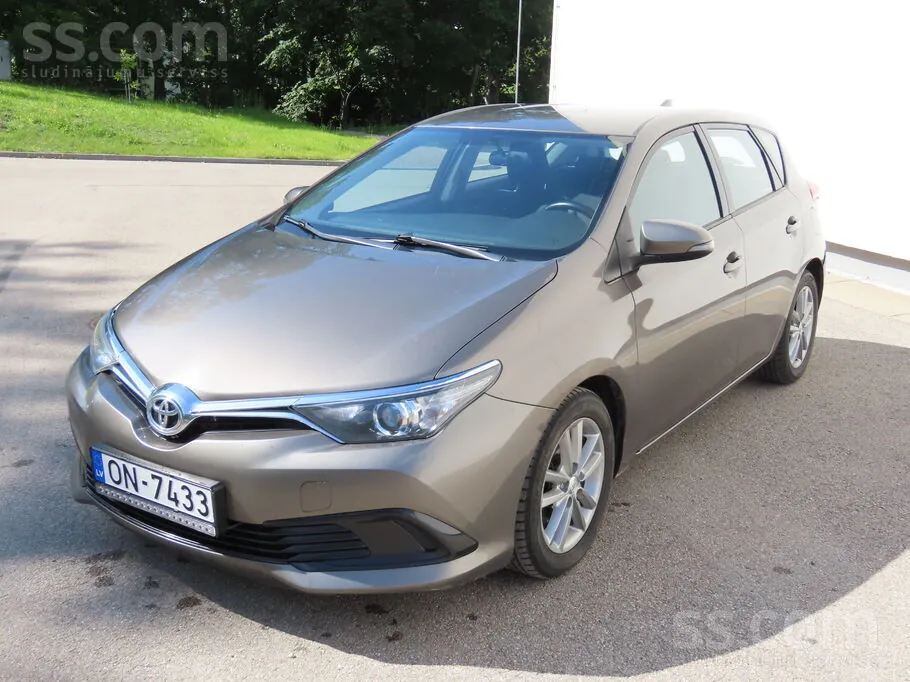 Toyota Auris 2016 photo 4