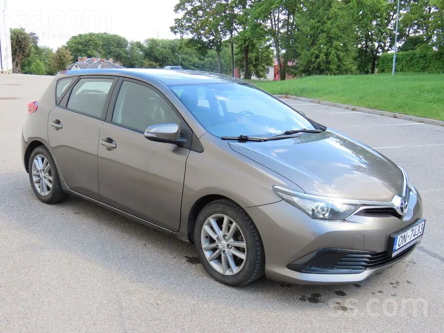 Toyota Auris 2016 photo 5