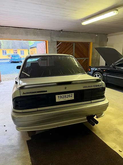 Mitsubishi Galant 1992 photo 5