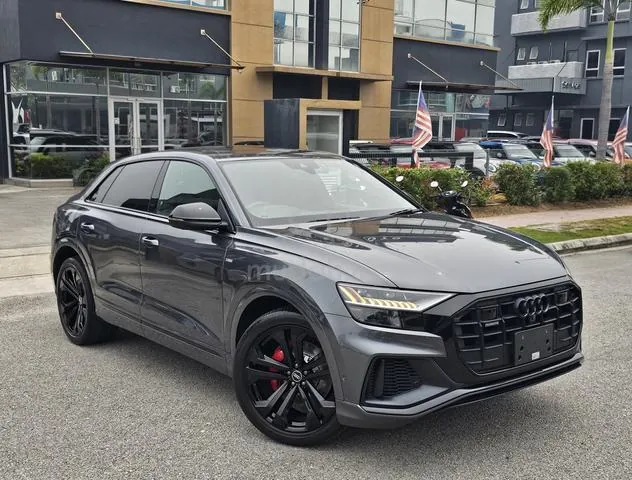 Audi Q8
