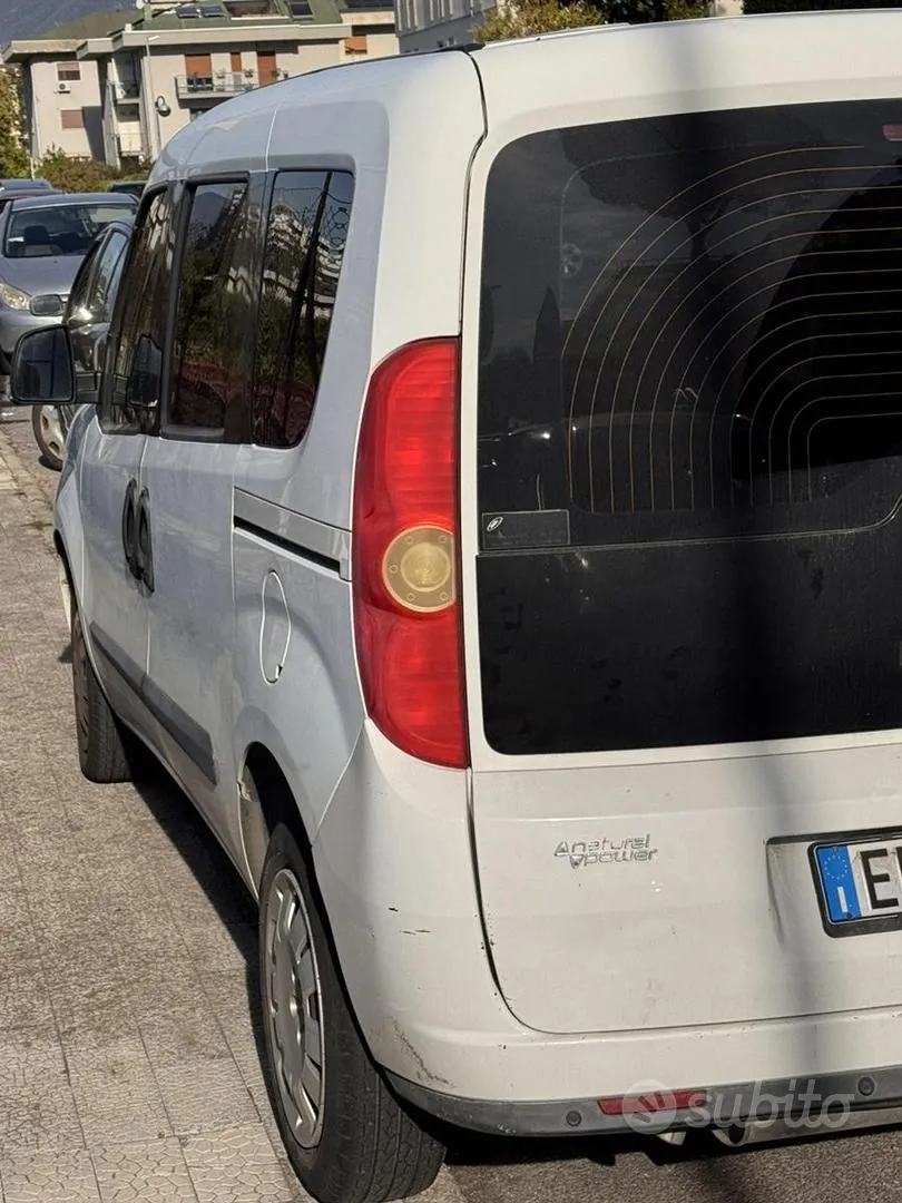Fiat Doblo 2013 photo 2