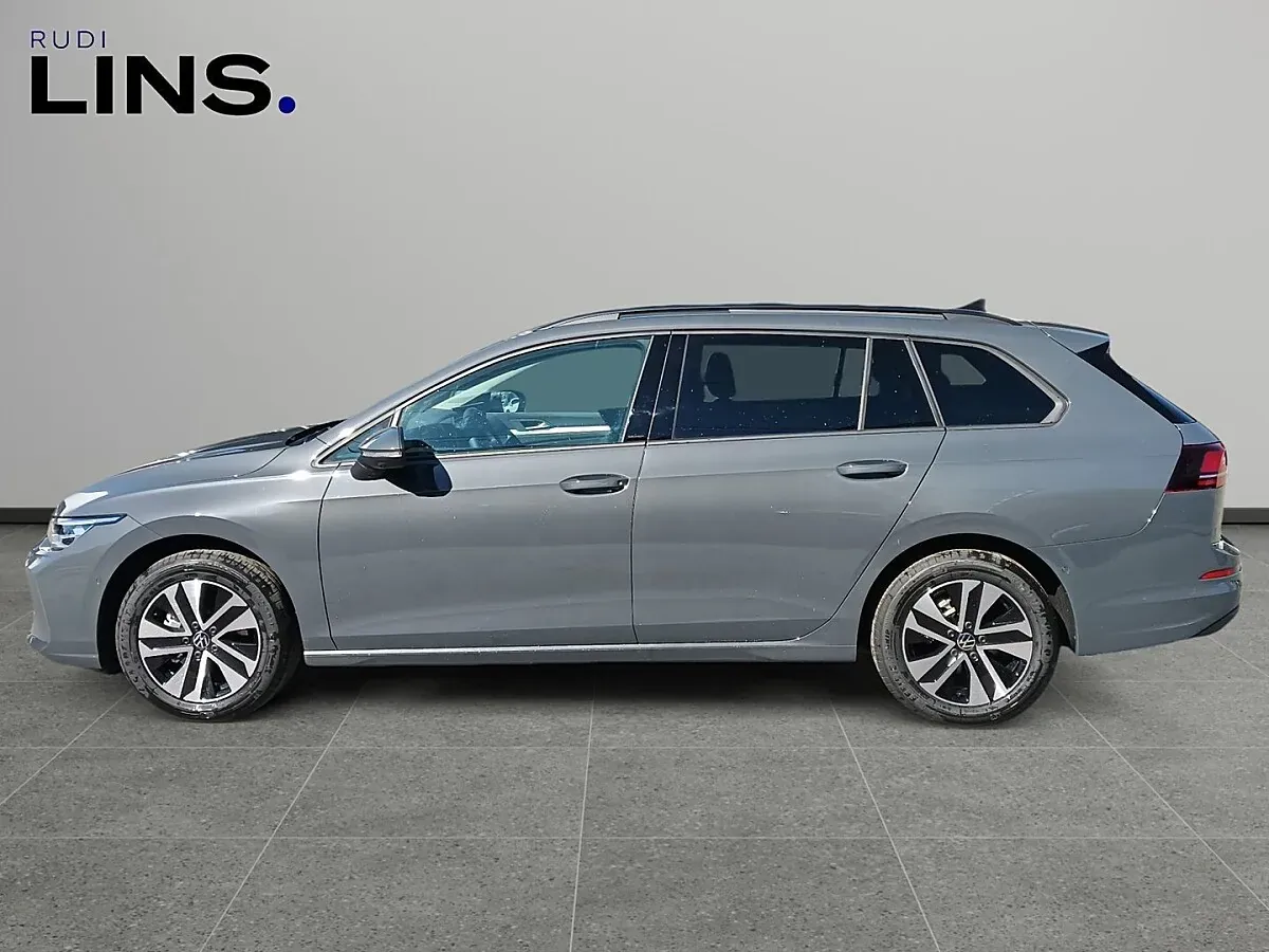 Volkswagen Golf 2026 photo 2
