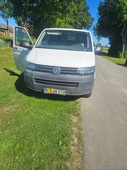 Volkswagen Transporter 2013 photo 2