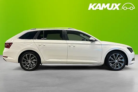 Skoda Superb 2016 photo 2