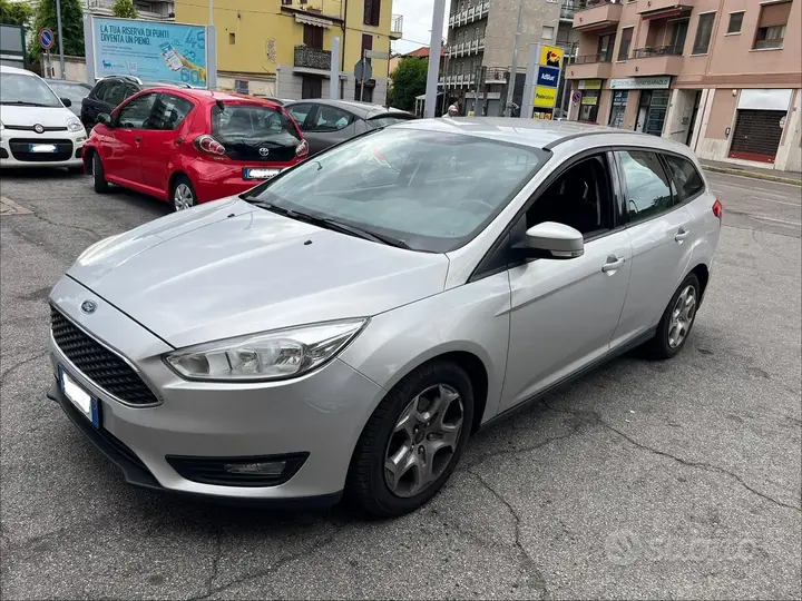 Ford Focus 2018 photo 2