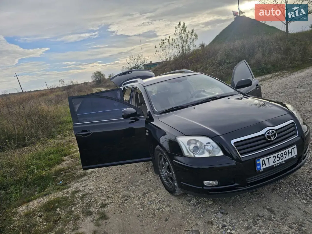Toyota Avensis 2005 photo 2