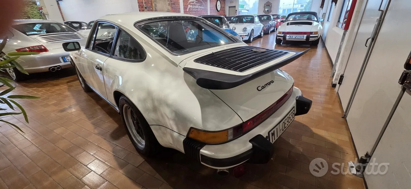 Porsche 911 1985 photo 5