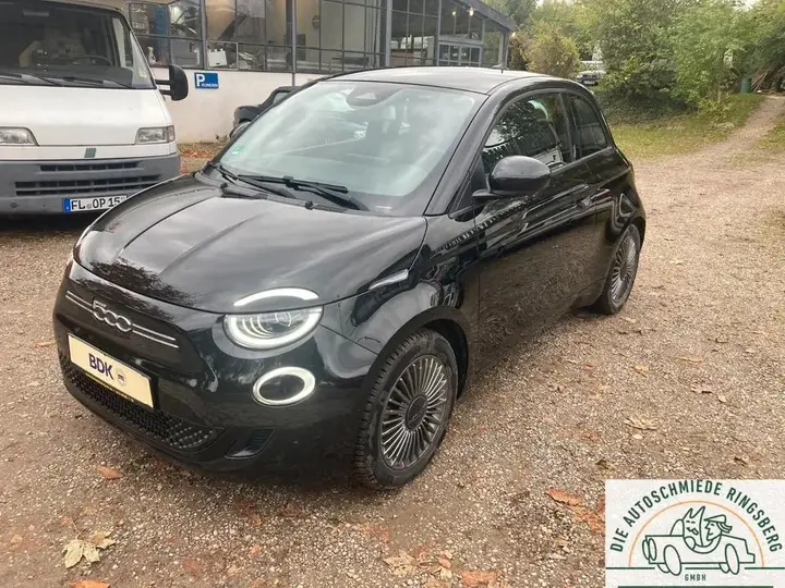 Fiat 500E