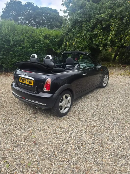 Mini Convertible 2008 photo 2