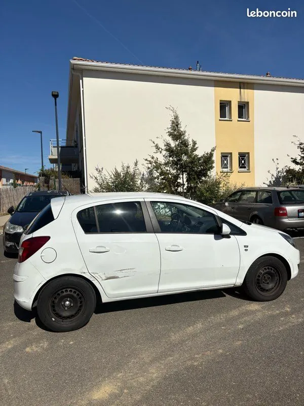 Opel Corsa 2010 photo 3
