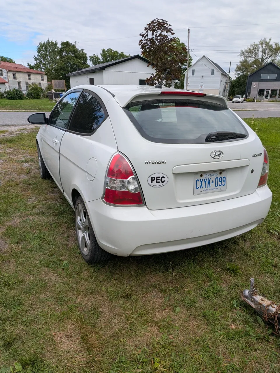 Hyundai Accent 2009 photo 2