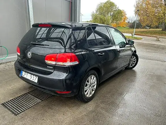 Volkswagen Golf 6 2011 photo 2