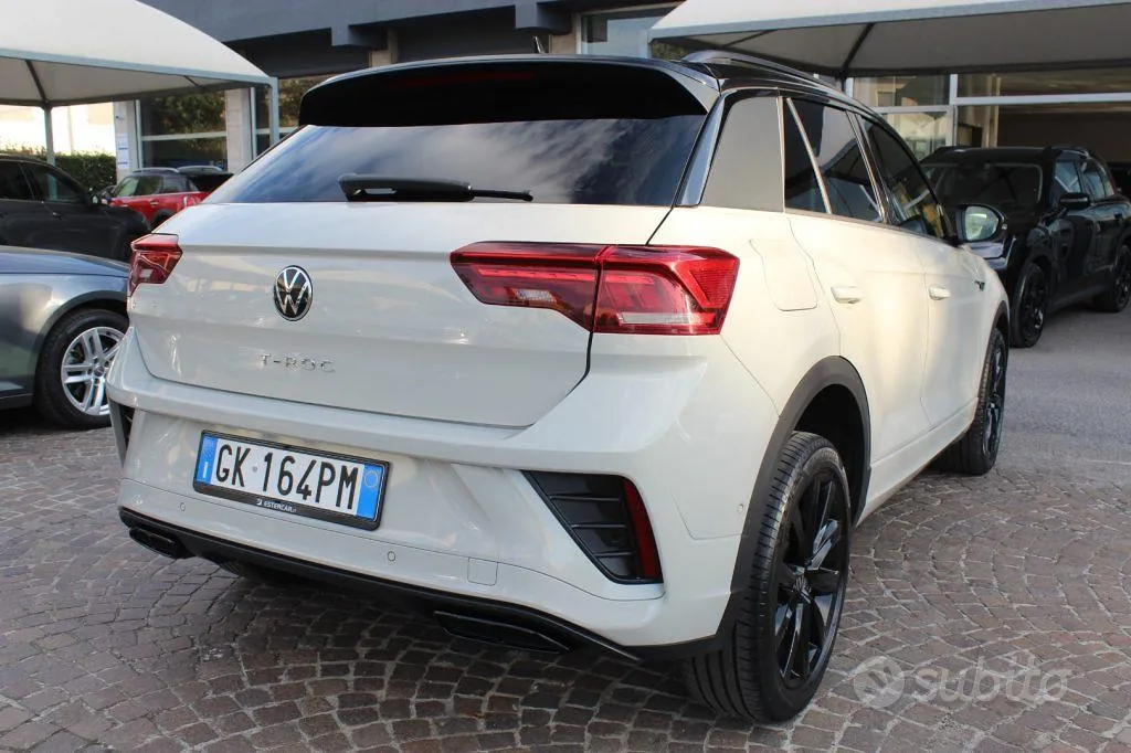 Volkswagen T-Roc 2022 photo 2