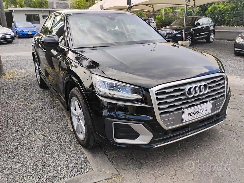 Audi Q2 2017 photo 2