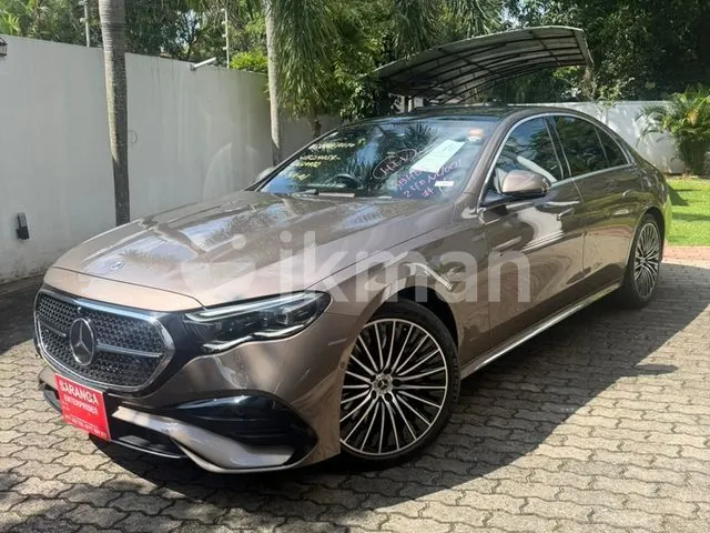 Mercedes-Benz E350E 2024 photo 2