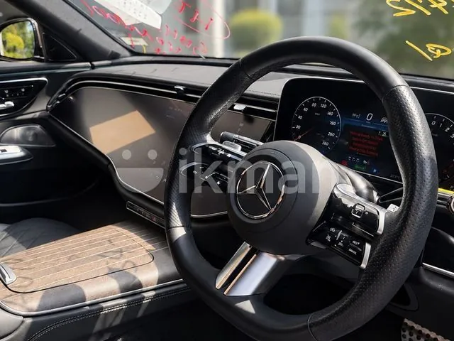 Mercedes-Benz E350E 2024 photo 4