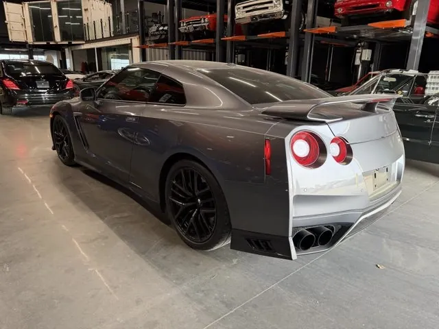 Nissan Gt-R 2018 photo 4